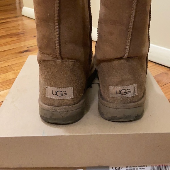 Classic Ugg Short II Chestnut Size 8 - Picture 3 of 7